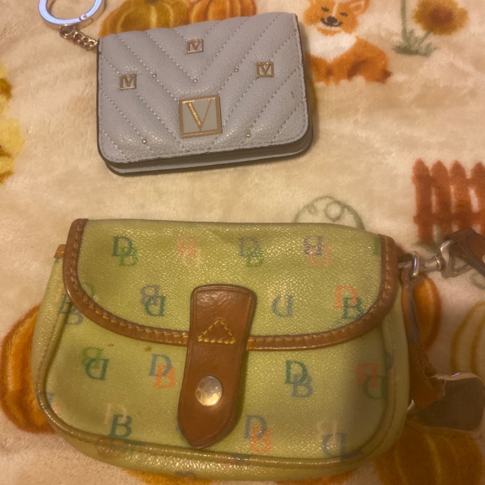 Bags/ Wallets - Picture 3 of 11